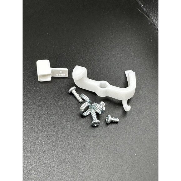 Monster High Freaky Fusion Catacombs 2014 Replacement Clock and hardware - Picture 12 of 16